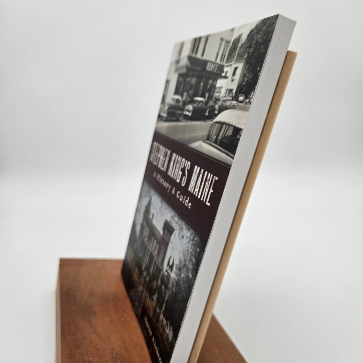 Stephen King's Maine: A History & Guide ~ Signed by author Sharon Kitchens